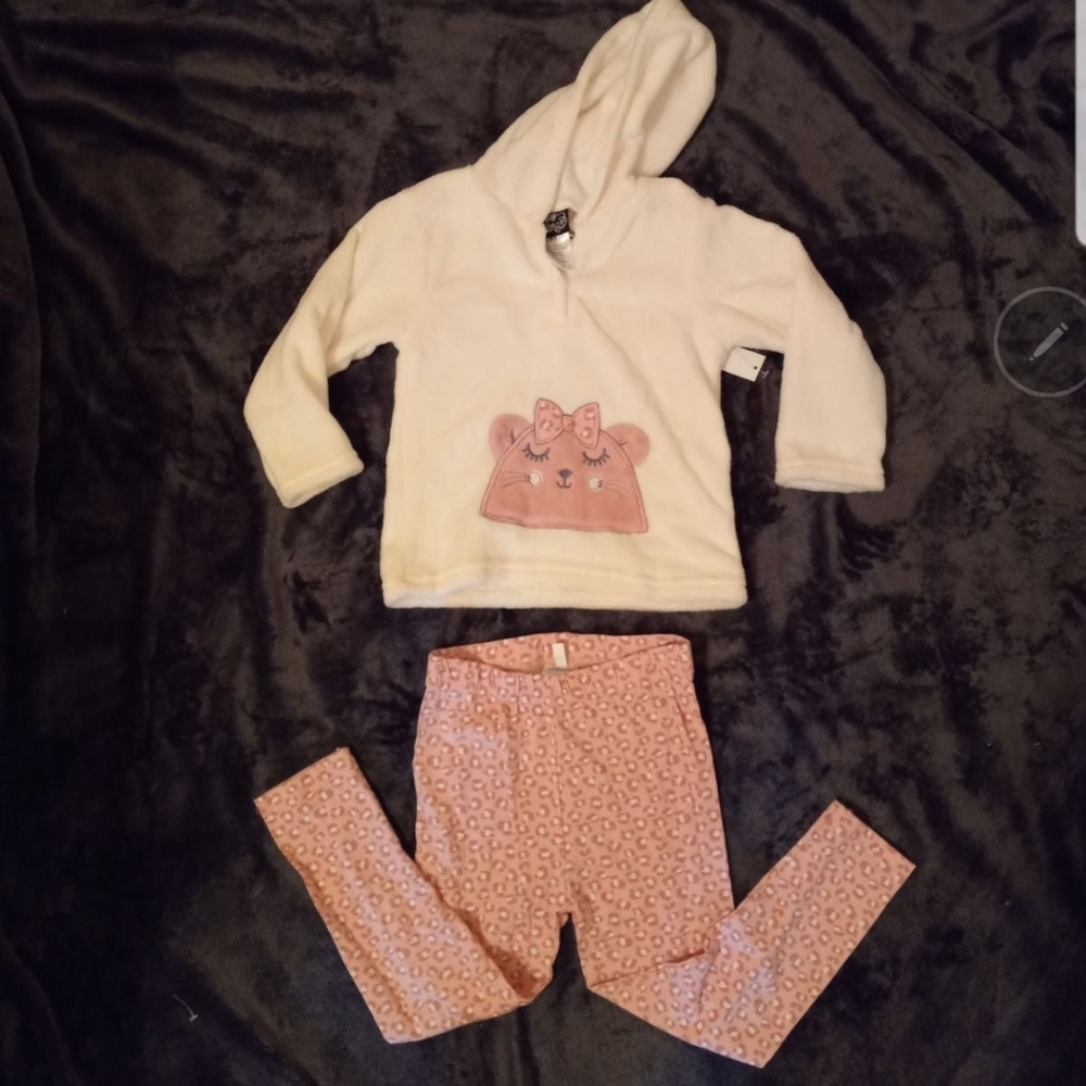 NWT DDG Darlings size 2T Fleece Hoodie And Legging Set